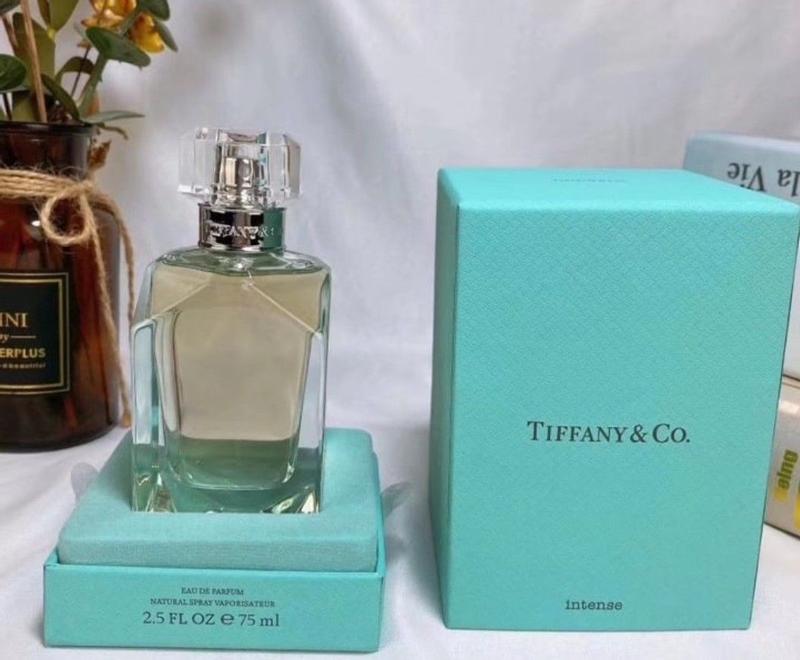 Customer carousel item 3.