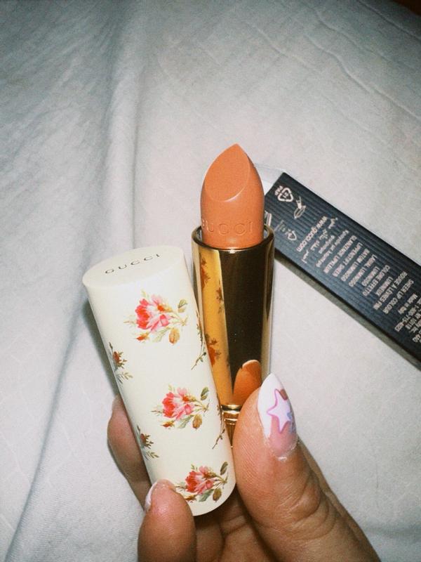 Customer carousel item 3.