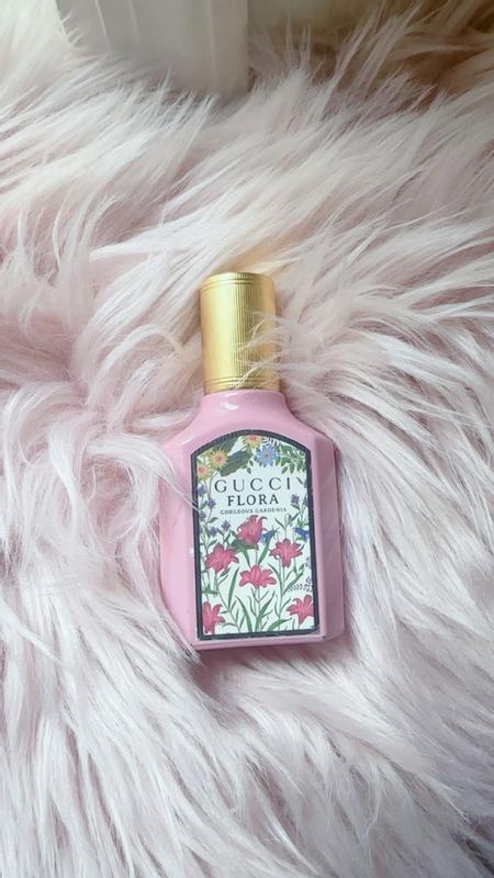 Customer carousel item 11.