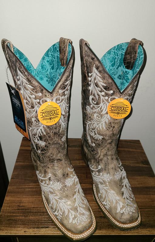 Wide calf 2024 corral boots