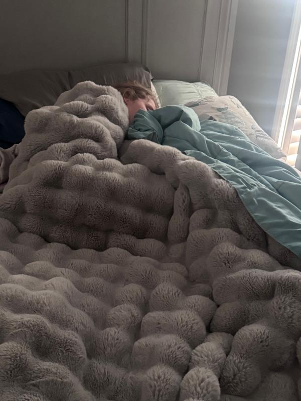 Customer photo for "The most comfortable blanket ever"