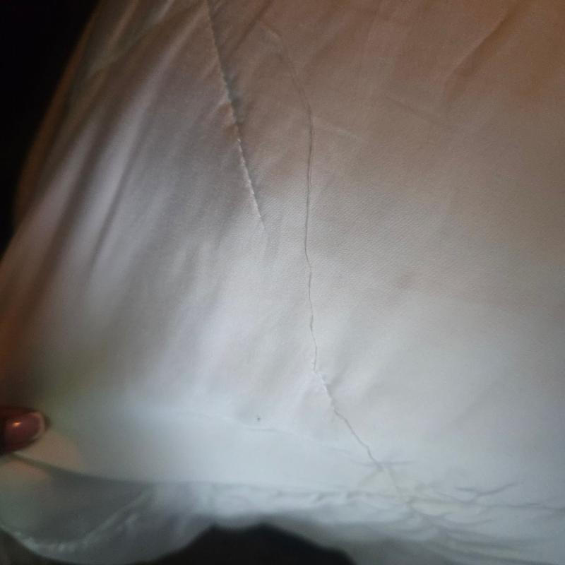 Comfortable but poor stitching