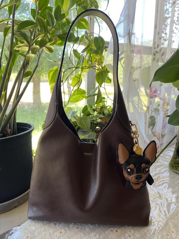 Customer carousel item 6.