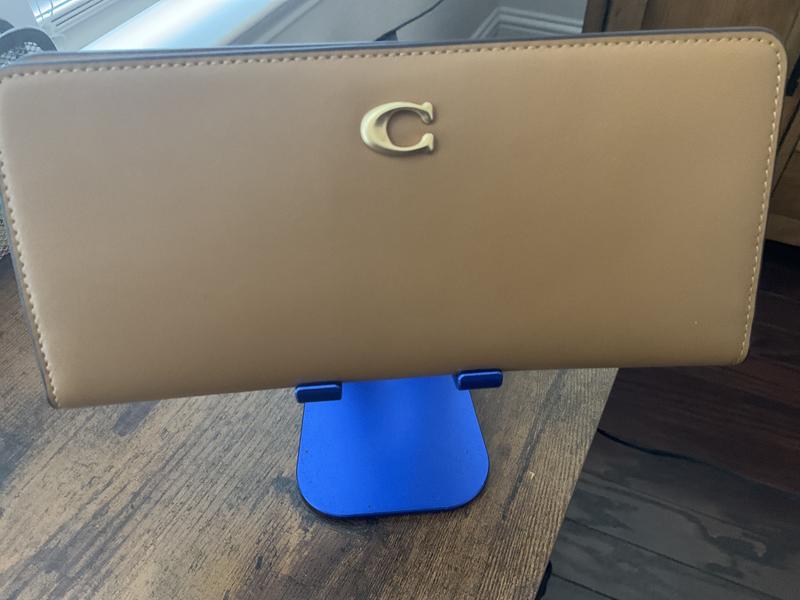 Essential Slim Leather Wallet 