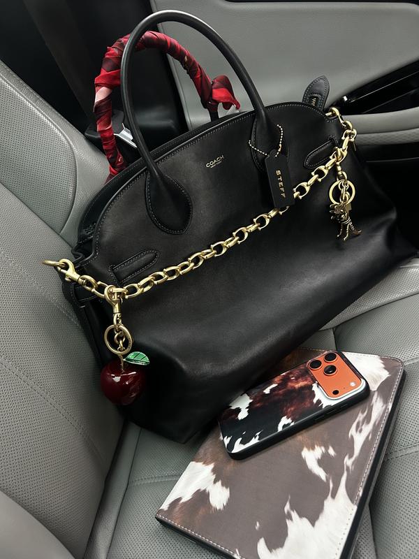 Thank you to Christian at the Chicago Store for helping me put my baby together!