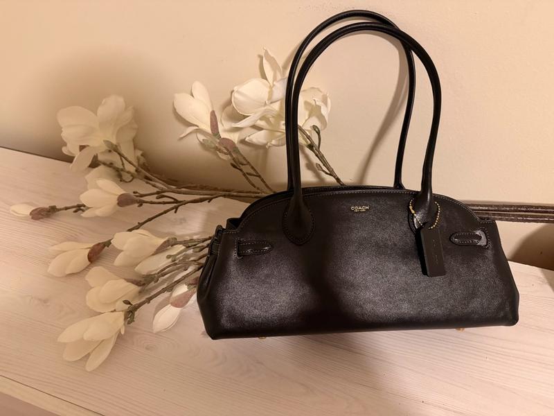 Customer carousel item 4.