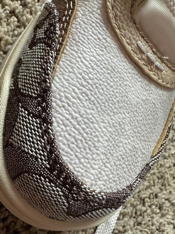 Review Thumbnail Image 3 376423818