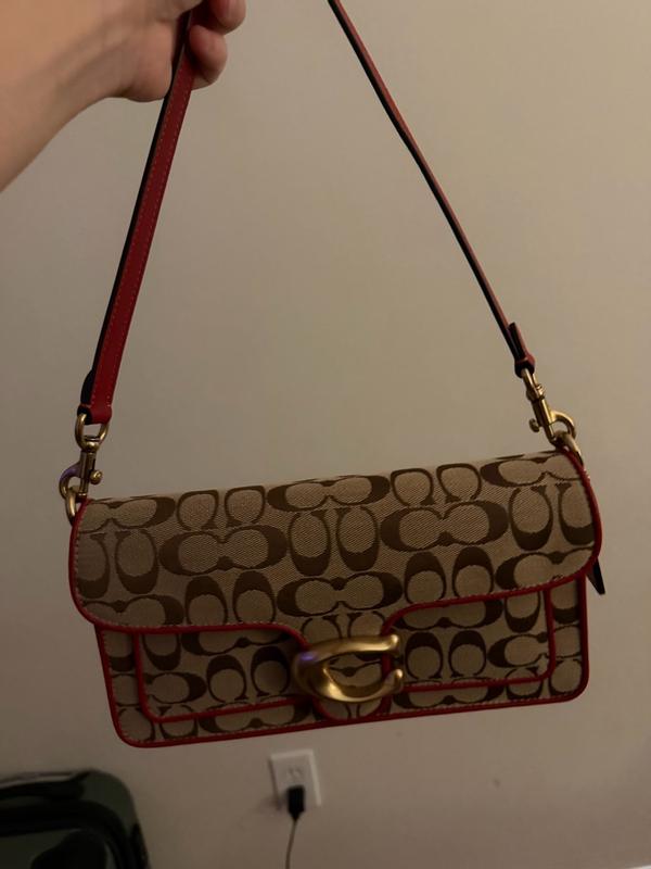 Customer carousel item 11.