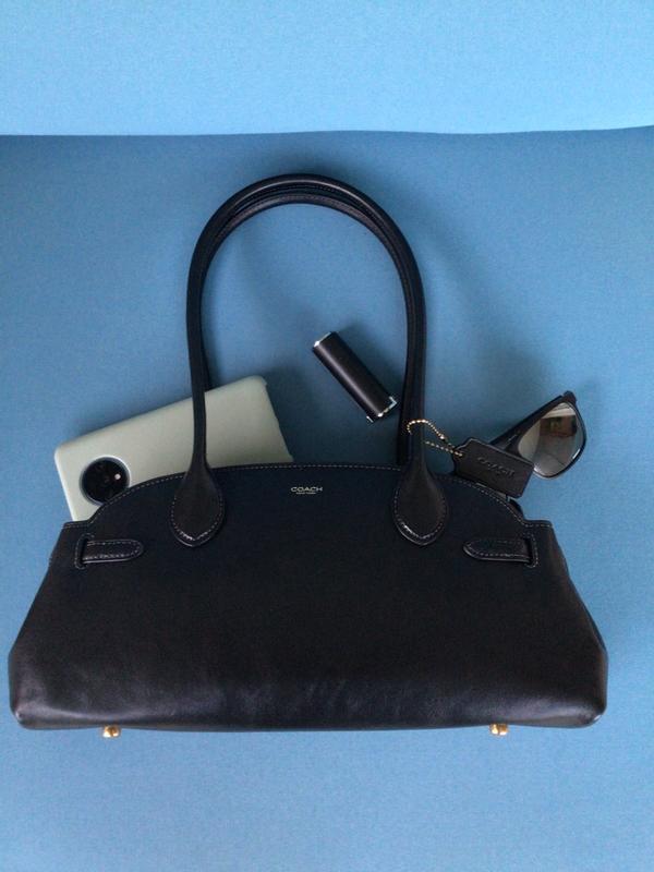 Customer carousel item 1.