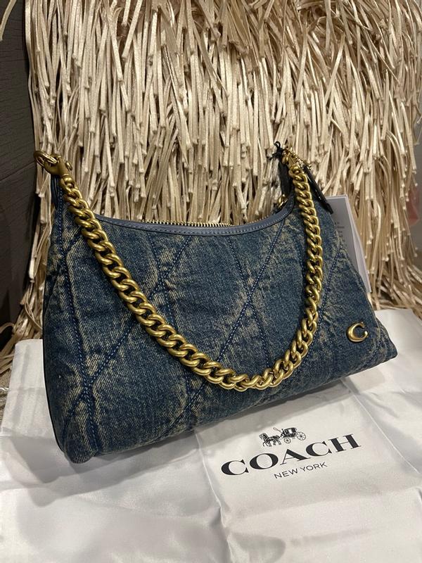 Customer carousel item 10.