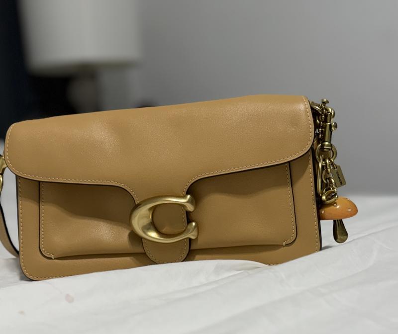 Review Thumbnail Image 0 393570615