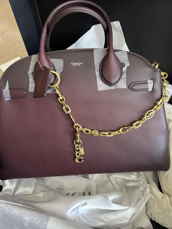 Review Thumbnail Image 0 379929211