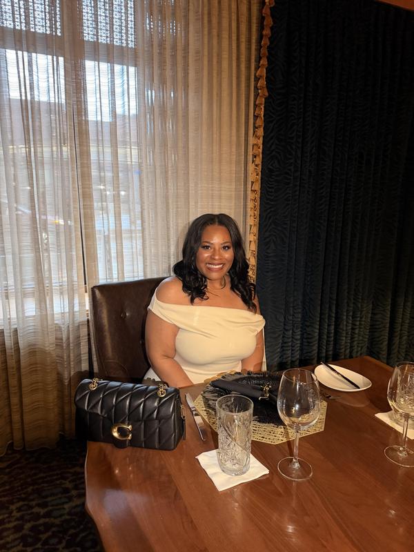 Review Thumbnail Image 0 384345764