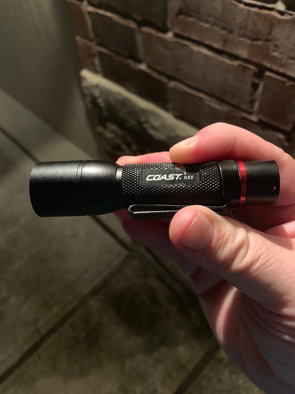 Coast HX5 Flashlight