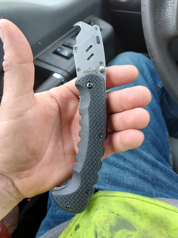 DX211 | COAST: Innovative LED Flashlights and Hands Free Lighting