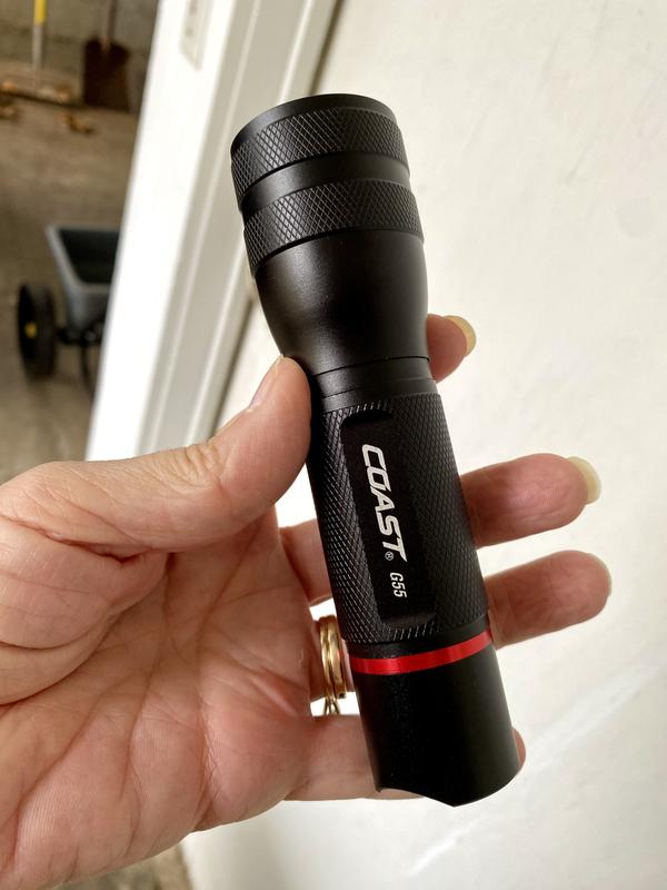 COAST G55 750 Lumen Pure Beam Focusing LED Flashlight