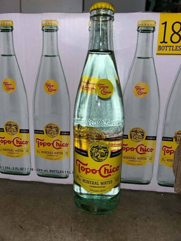 Topo Chico 12-Pack 12-oz Bottle Crisp Zero Calorie Sparkling Water -  Monterrey Mexico's Finest Sparkling Mineral Water in the Soft Drinks  department at