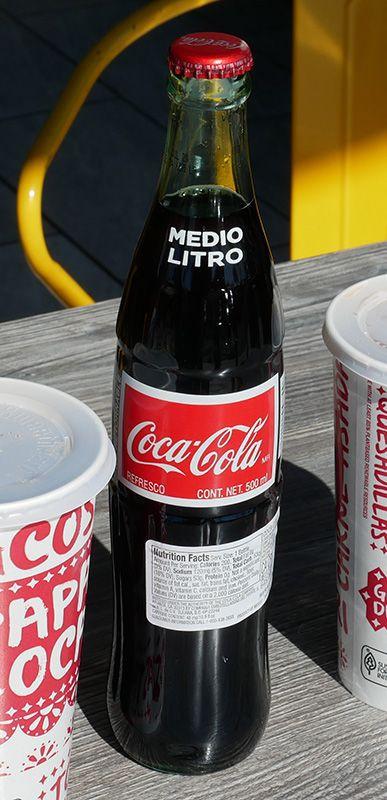 Save on Coca-Cola de Mexico Cola Soda (Glass Bottle) Order Online Delivery