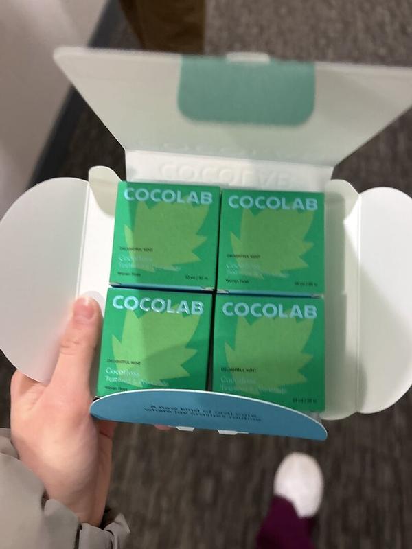 Customer photo for "I LOVE COCOFLOSS"