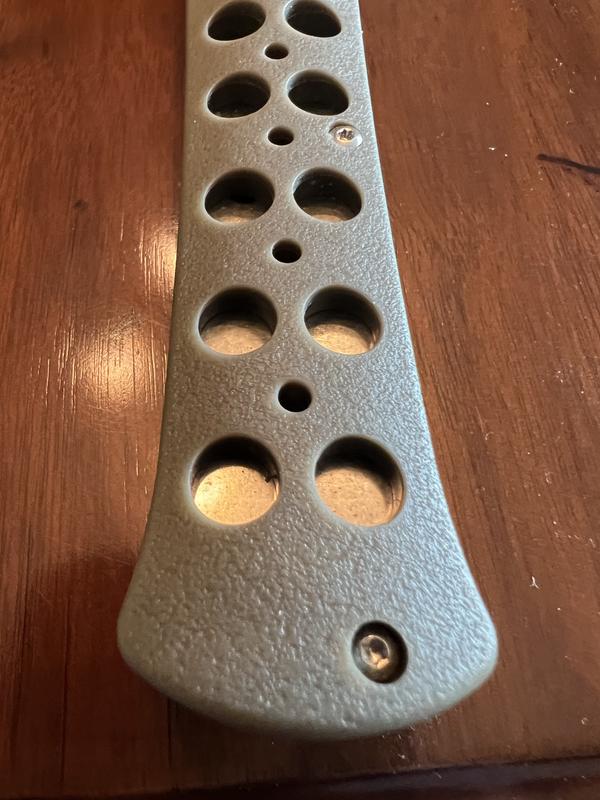 CS Ti-Lite Kris Serrated. Awesome design overall & check out the rad grain in the handle.