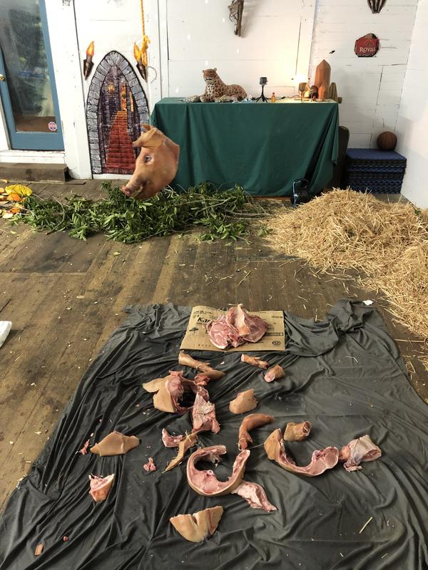 I cut all the legs with this blade, zoom in on the clean bone cuts! Impressive!