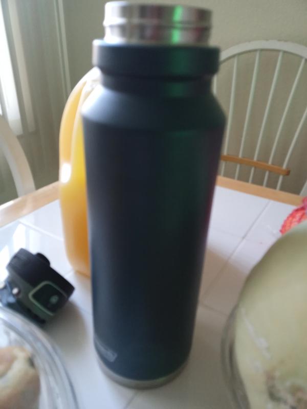 Coleman FreeFlow Autoseal Water Bottle 40oz Black Stainless Steel Insulated 