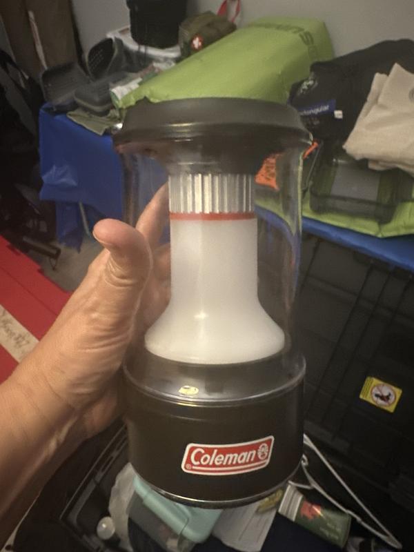 1000 Lumens LED Lantern with BatteryGuard™ | Coleman