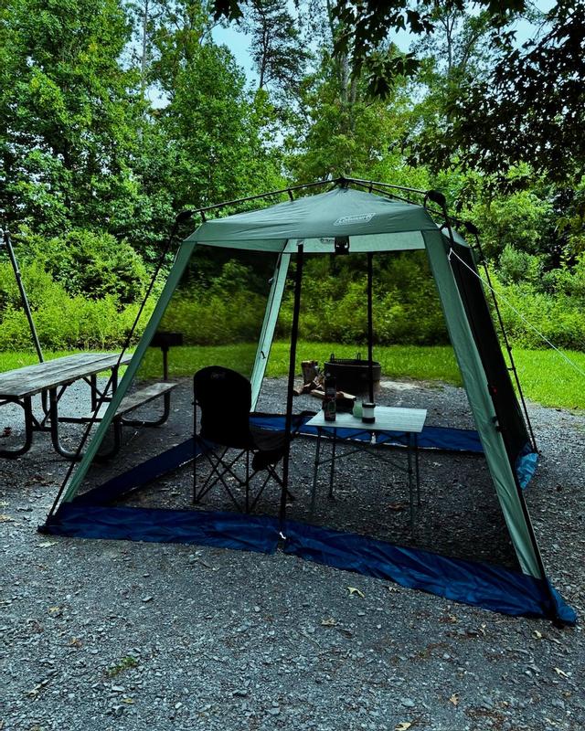 Skylodge 10 x 10 Instant Screen Canopy Tent Coleman