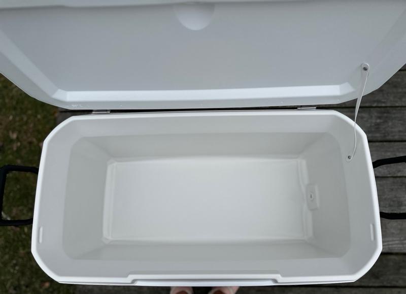 Coleman 316 Series 120-Quart Marine Cooler, White, 113.5-L