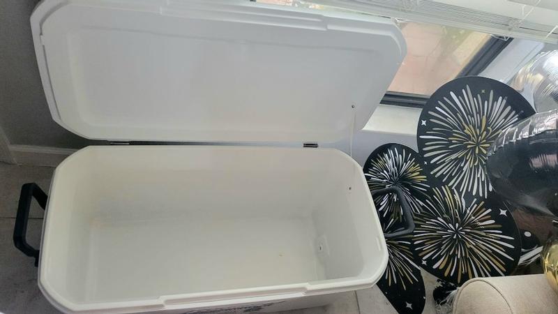 316 Series™ 120-Quart Marine Hard Cooler