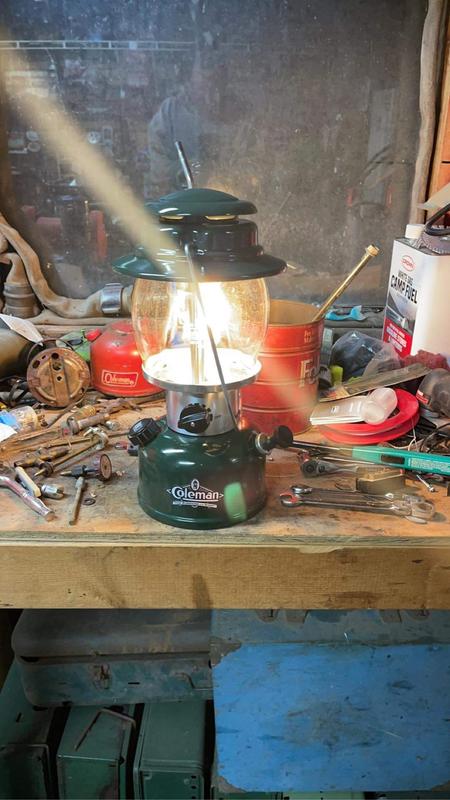 Kerosene Lantern | Coleman