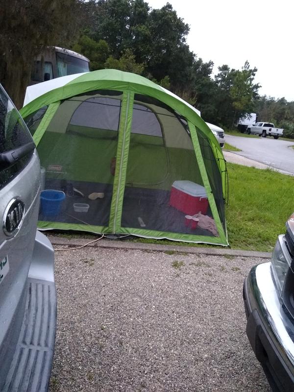 Coleman Coleman EVANSTON 8 Person Green Tent with Rainfly and