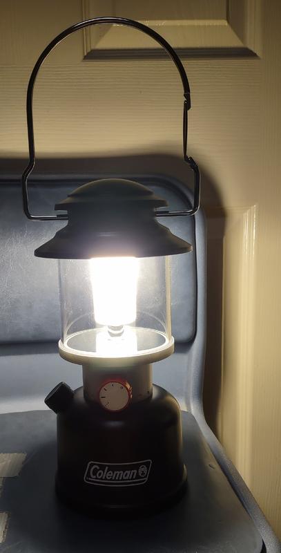 Coleman - Classic Recharge 400 Lumens LED Lantern