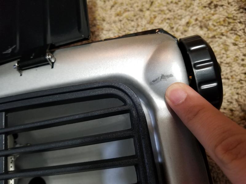 Multiples scratches on the items