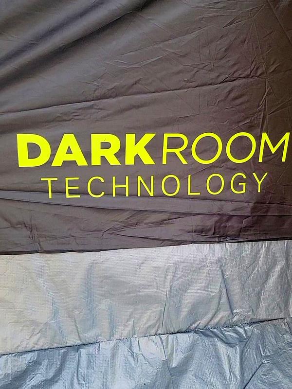 Coleman 6-Person Carlsbad Dark Room Dome Camping Tent with Screen Room 