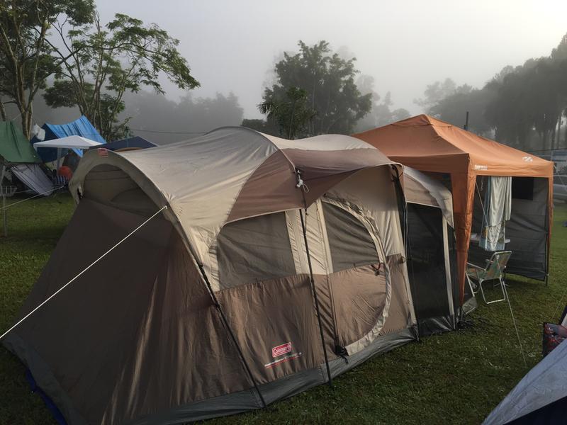 Coleman screened 10 outlet person weathermaster tent