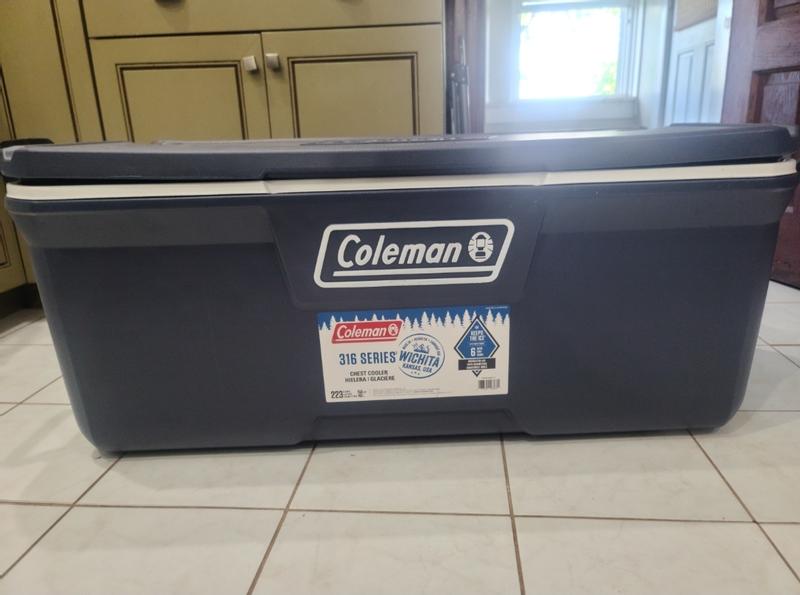 Coleman® 316 Series™ 100 QT Wheeled Cooler, Lakeside, 100 QT/95 L 