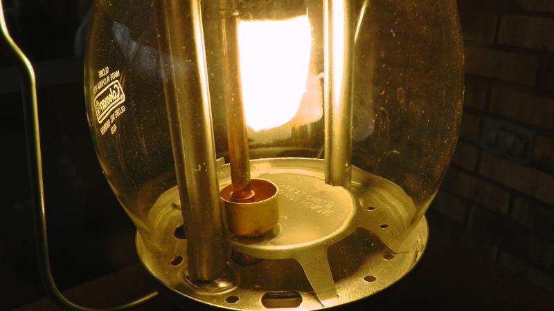 Kerosene Lantern | Coleman