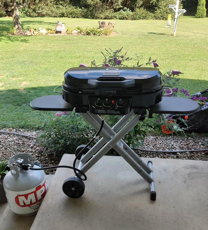 Coleman Roadtrip 285 Portable Stand-up Propane Grill - Green