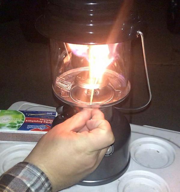 Powerhouse® Dual Fuel™ Lantern | Coleman