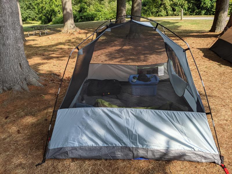 Coleman Skydome 3-Season, 4-Person Easy Set-Up Camping Dome Tent w/ Rain  Fly, Vestibule, E-Port & Carry Bag