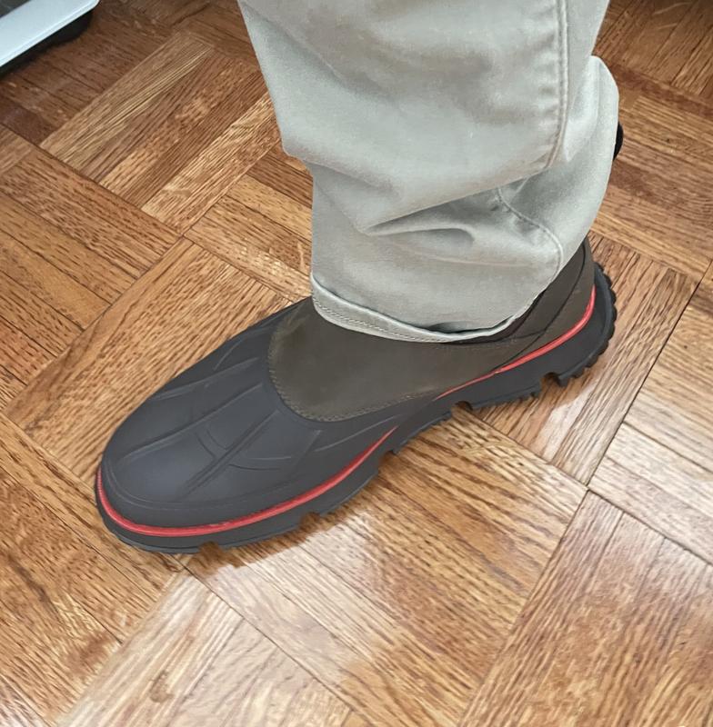 Cole Haan Men display picture 1