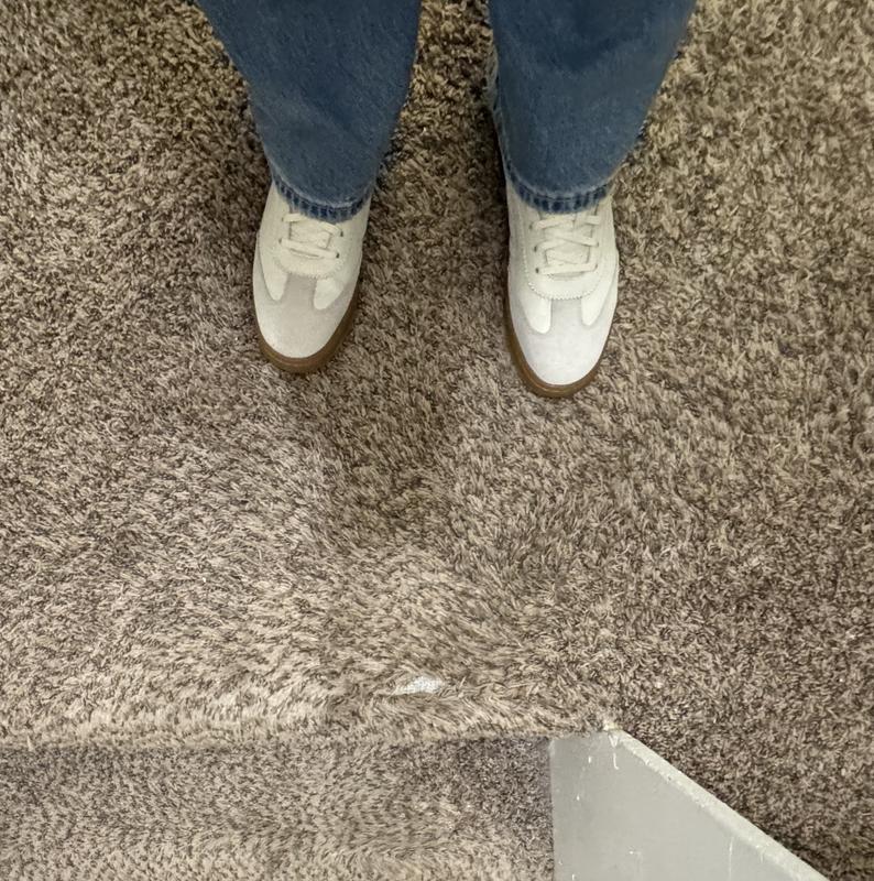 Customer carousel item 5.