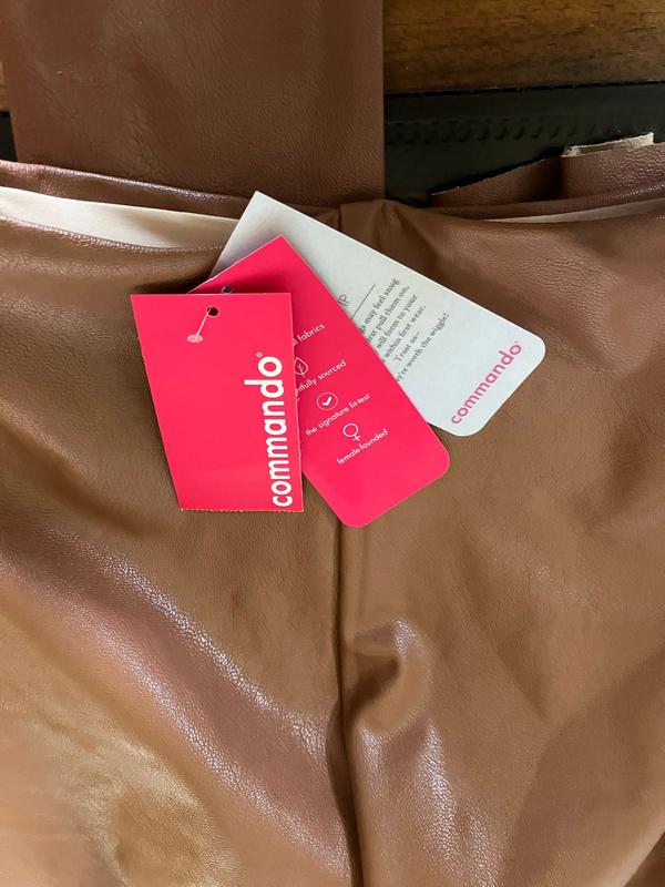 Customer photo for "Faux leather leggings"