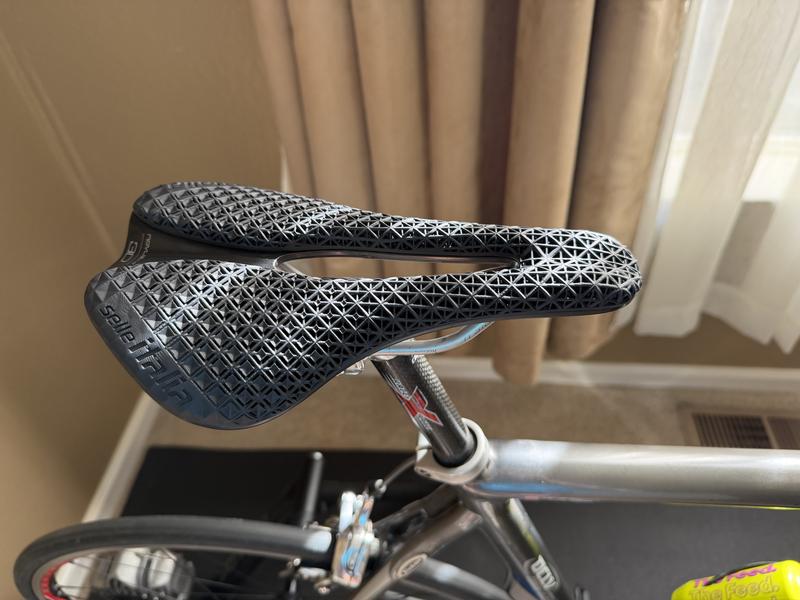 Selle Italia Novus Boost Evo 3D TI 316 Superflow Saddle - Components