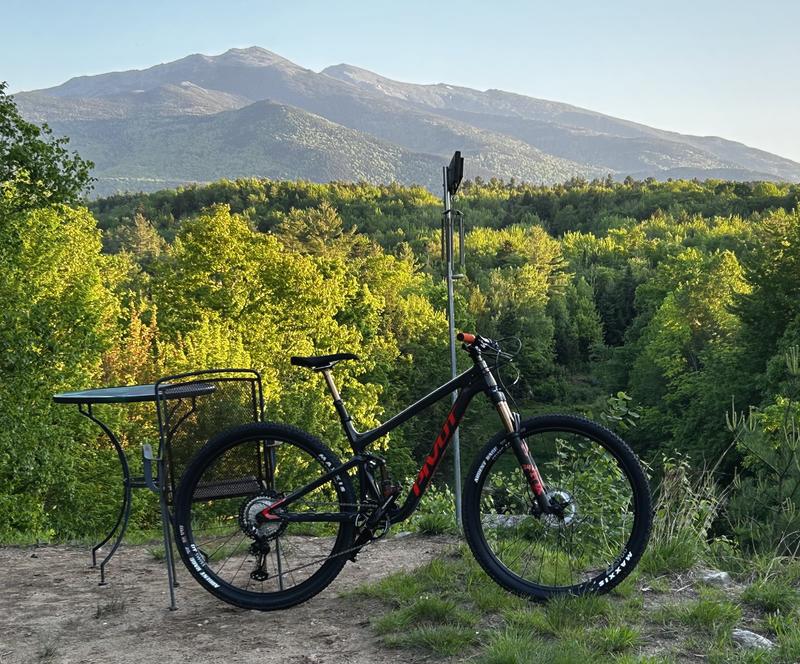 Pivot Mach 4 SL V2 Pro XT/XTR 120 Mountain Bike - Bikes