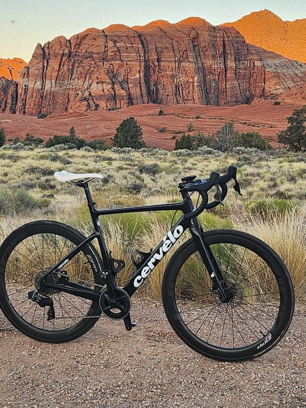 Cervelo Caledonia Rival AXS Carbon Wheel Exclusive Road Bike