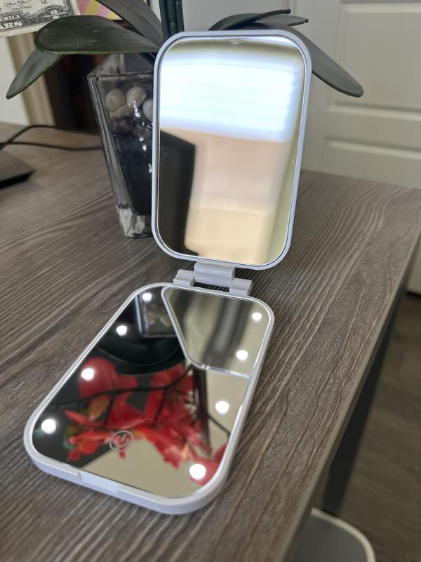 Espejo LED compacto Conair®