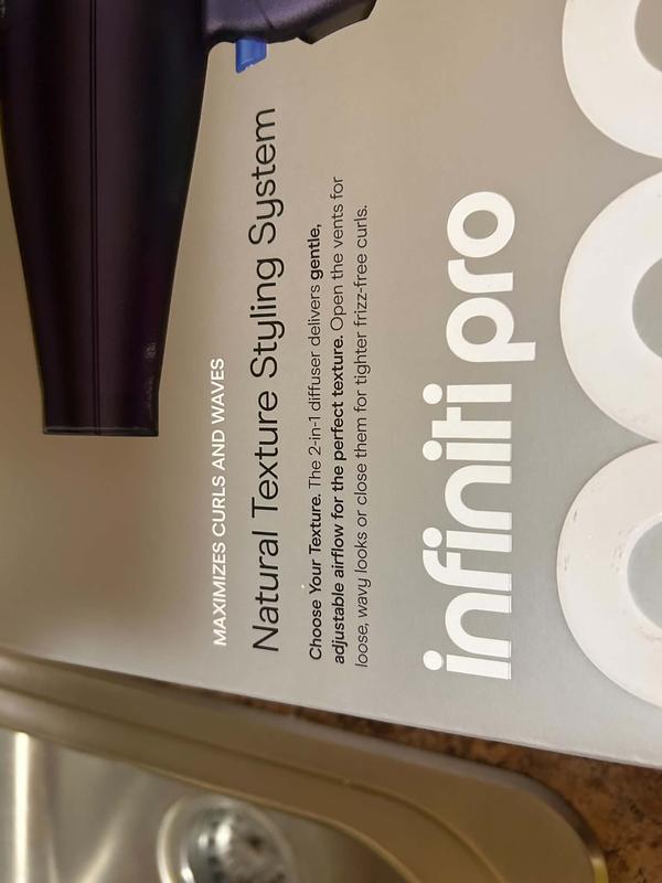 INFINITI PRO CONAIR™ Natural Texture Styling System