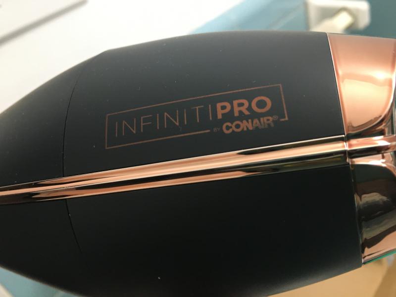 Secador pro de motor AC Infiniti Pro Conair